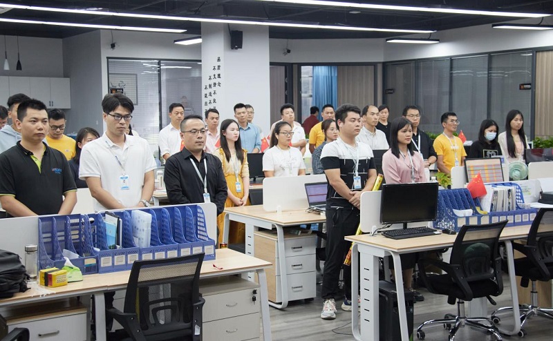 再贏新單！華邦瀛成都LED貼膜屏項(xiàng)目圓滿收官