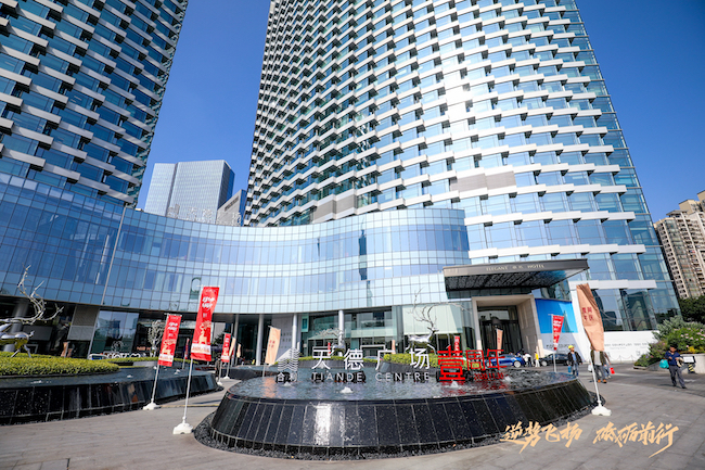 廣州天德廣場led格柵屏